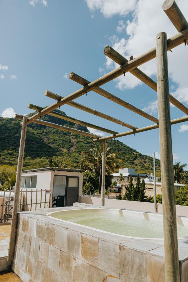 Luxe Exotica Apartments La Gaulette Bagian luar foto