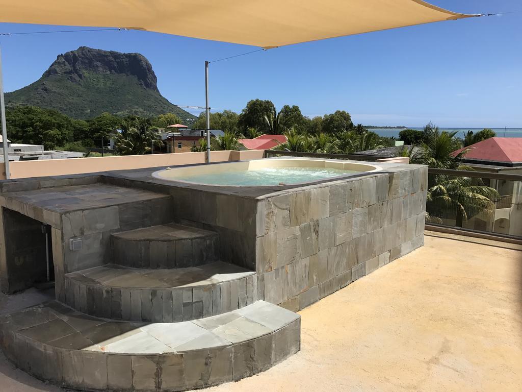 Luxe Exotica Apartments La Gaulette Bagian luar foto